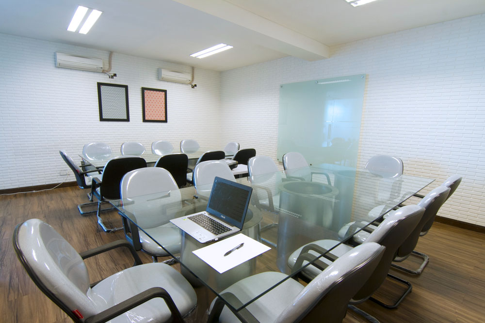 Meeting room for 20 pax can be rented hourly in SoVoism Semarang